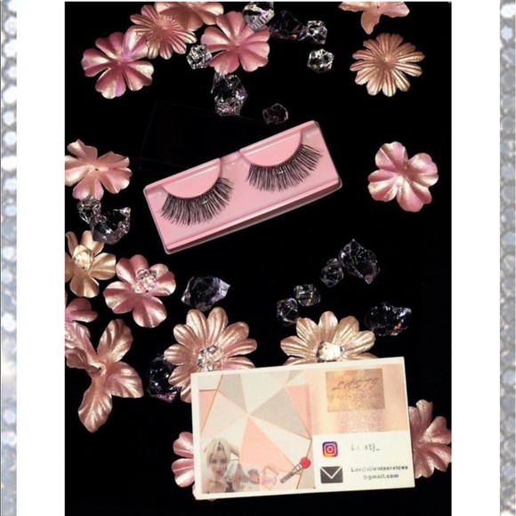 Lashes - Bratz - Picture 1 of 1